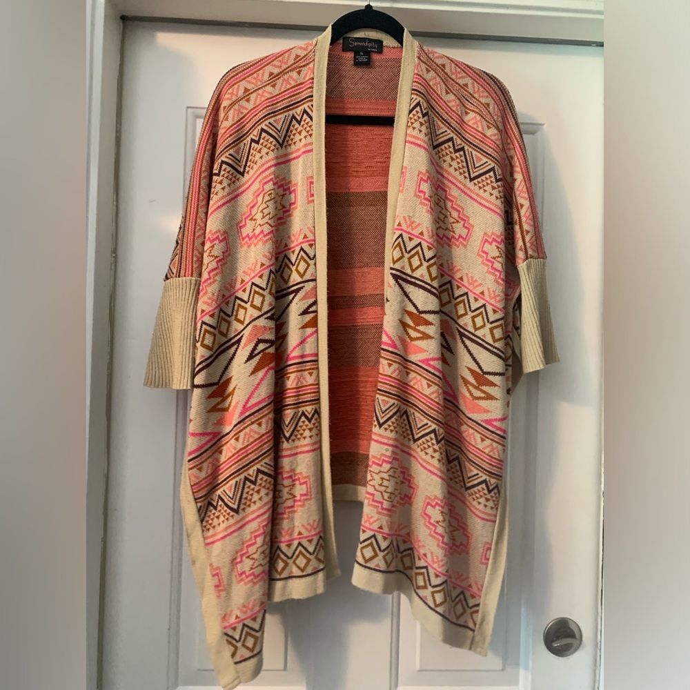 Women’s Serendipity by Victoria poncho/sweater size XL 100% acrylic
